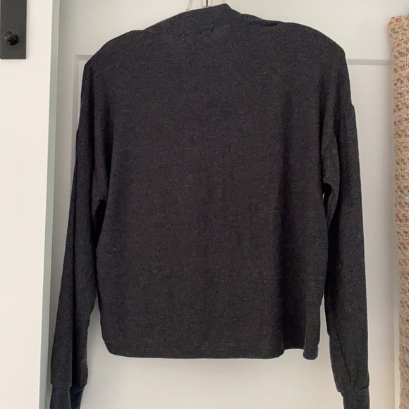 🌷. NWT ONE ❤️ CLOTHING holiday Christmas HOHOHO snowflake foil soft tee S - Picture 4 of 4